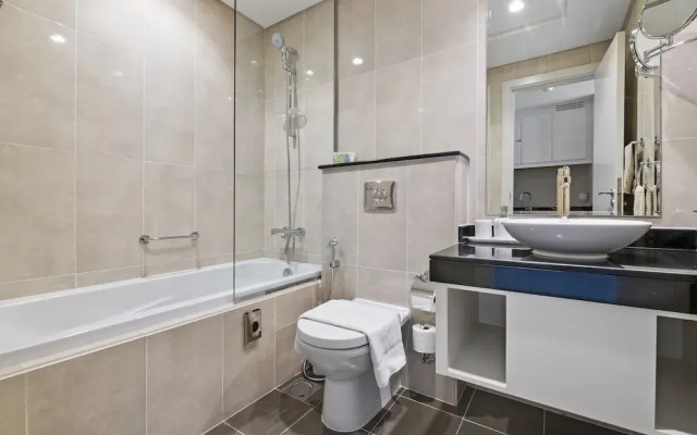 Artesia - 409 Studio