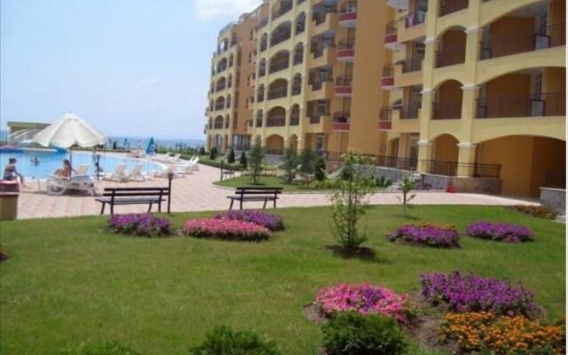 Midia Family Resort