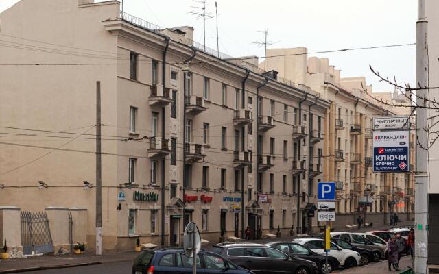 Apartments on Leningradskaya street 3