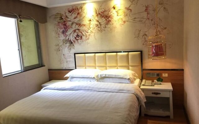 Hezhou Joy City Hotel