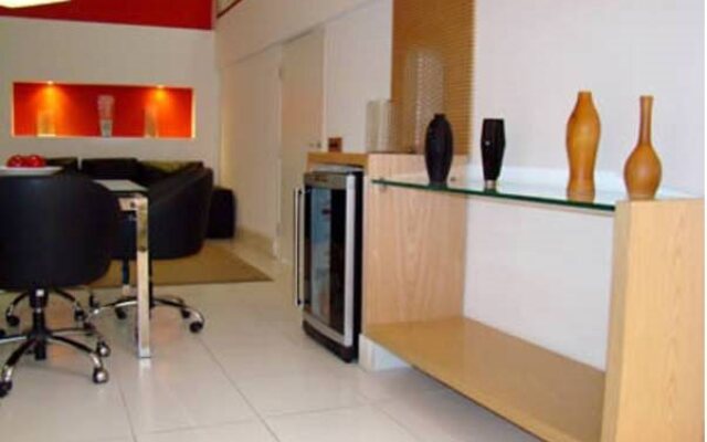 Raru's Cidade Jardim - Adults Only