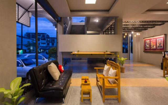 Holiday Station Hostel
