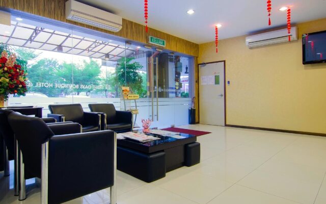 8 Days Boutique Hotel @ Mount Austin JB