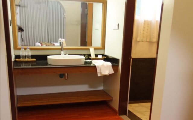 WEStay @ The Grand Nyaung Shwe, Inle Lake