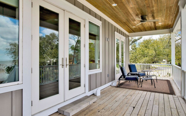 Bay Dream Believer by Southern Vacation Rentals