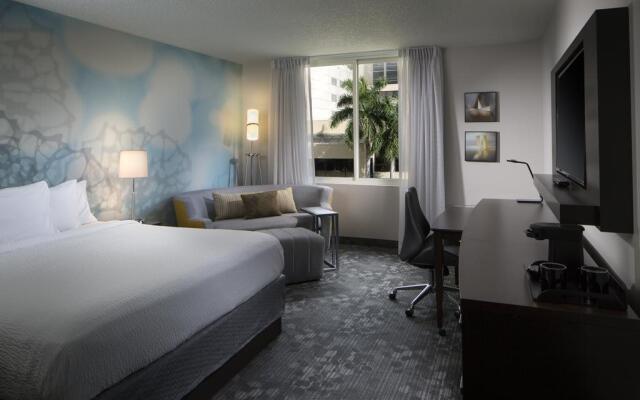 Courtyard by Marriott Miami Dadeland