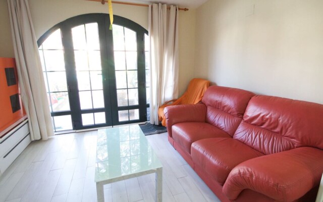 Nice house with heated pool and tennis course