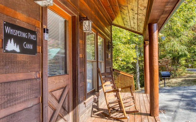 Dog Friendly Quiet Chalet Hot Tub Fireplace