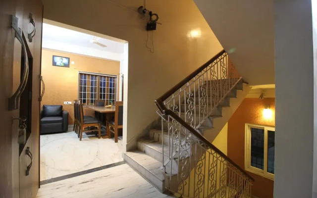 Anamitra Guest House