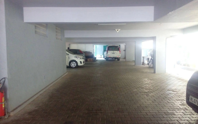 FabHotel Santhome Inn