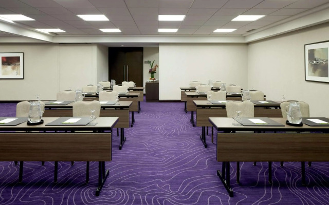 DoubleTree by Hilton Montreal