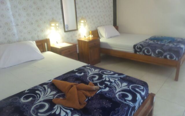 Summer Guesthouse