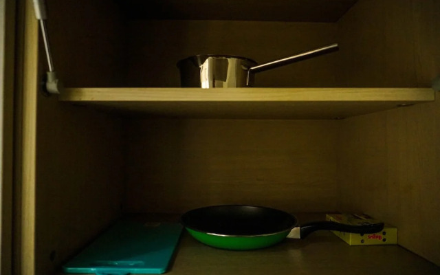 Best Spacious Studio Belmont Residence Puri Apartment