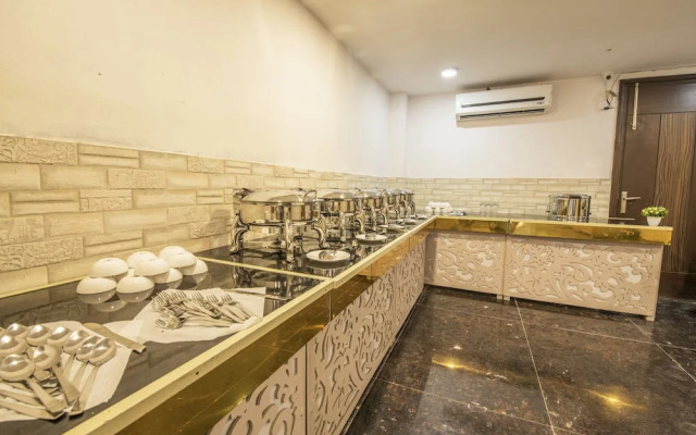 Royal Comfort Castle By OYO Rooms
