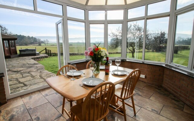 Bicton Lea
