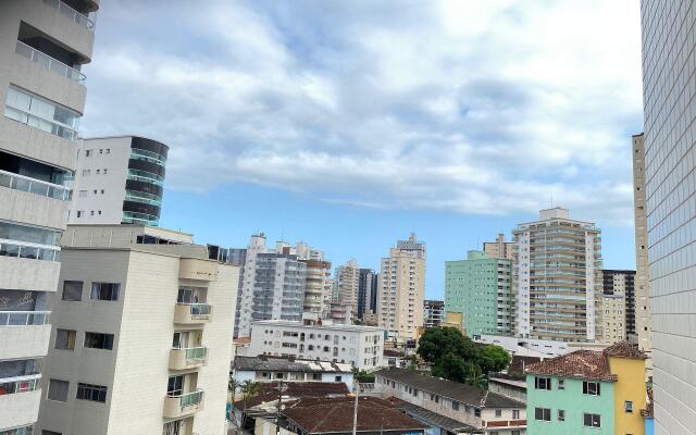 Pé na Areia Praia do Caiçara II