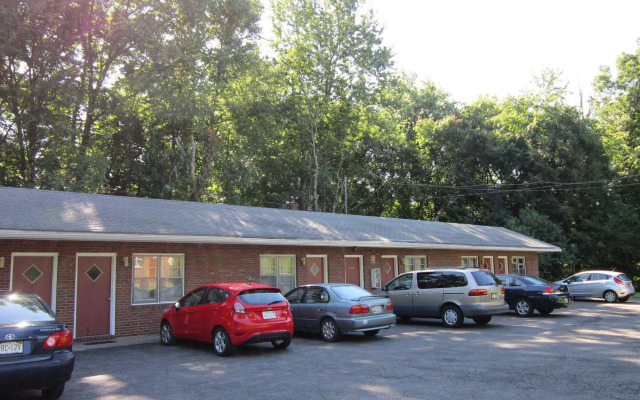 Cadet Motel