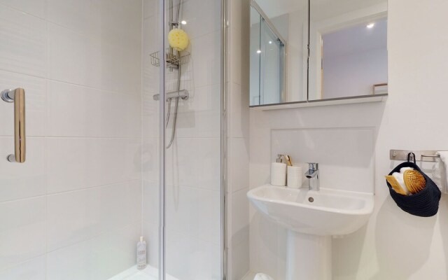 Gorgeous Studios - NEWCASTLE UNDER LYME