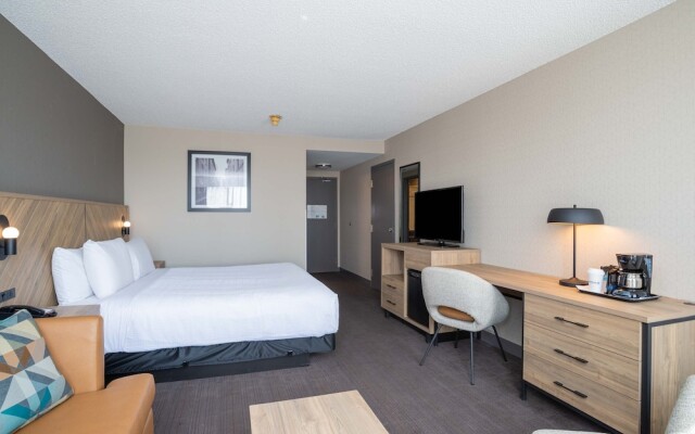 Sandman Hotel Montreal - Longueuil