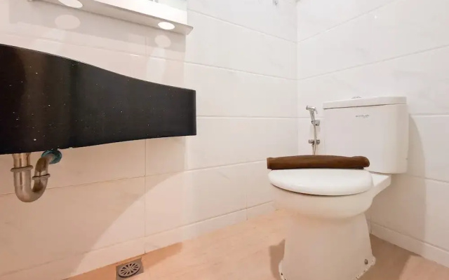 Studio Near Mall At Sky House Bsd Apartment