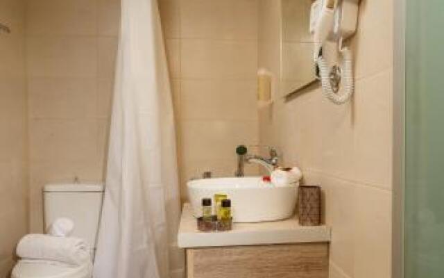 Magicstay - Aparthotel 3 Stars Nea Alikarnassos