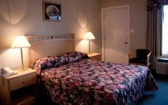 Fisherman's Landing Inn