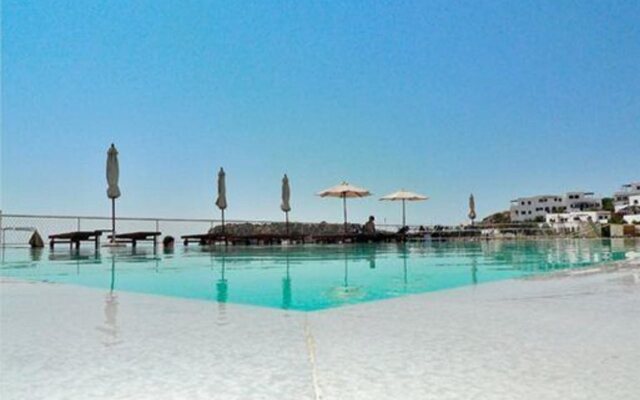 Apolis Beachscape Hotel