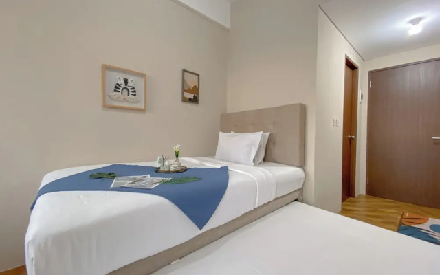 Relaxing Studio Apartment At Transpark Juanda Bekasi Timur