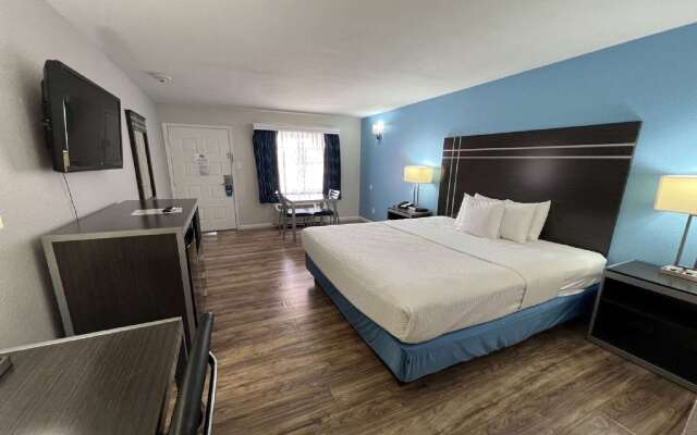 Days Inn by Wyndham Orange