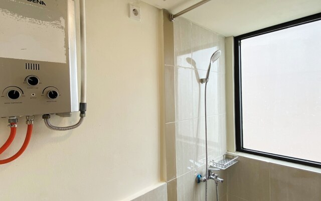 Modern And Homey 2Br At Meikarta Apartment