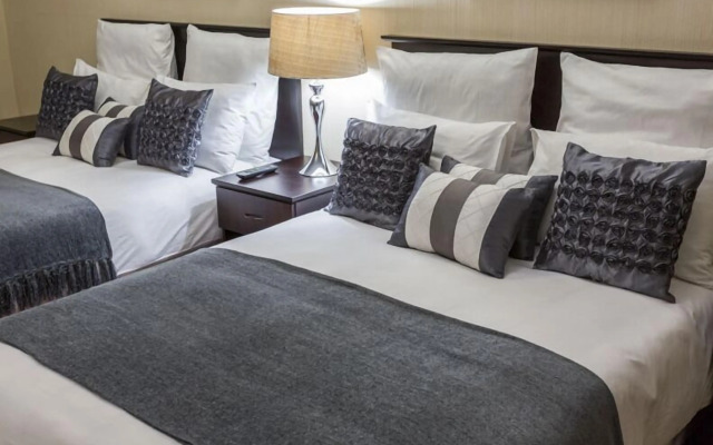 Mokorro Game Ranch and Lodge