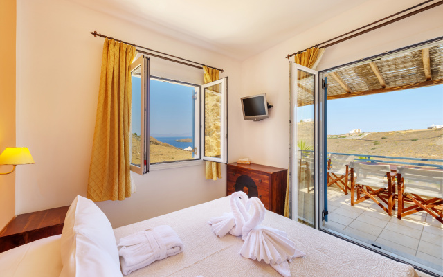 Sunrise Beach Suites