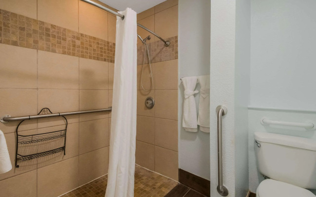 Econo Lodge Inn & Suites Fulton - Rockport