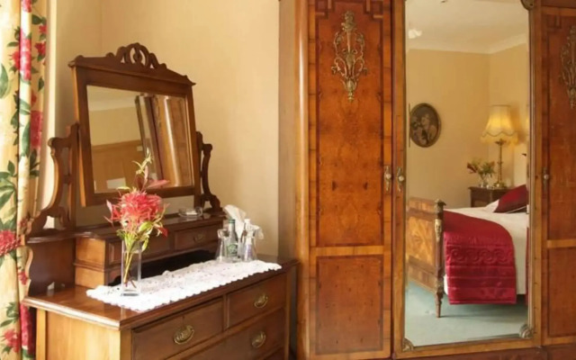 Seaview House Hotel