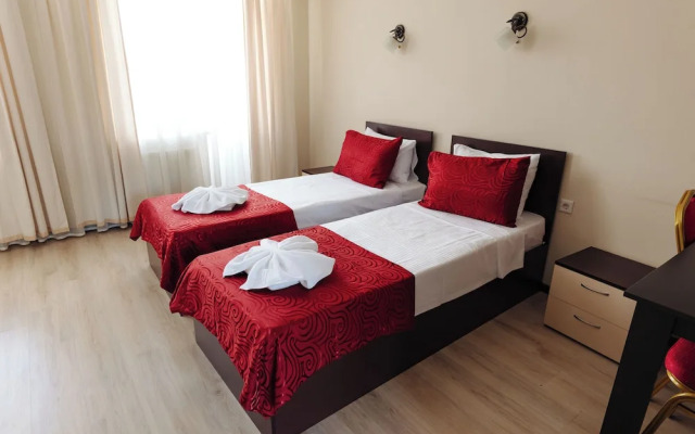 Lolo's Bliss Hotel
