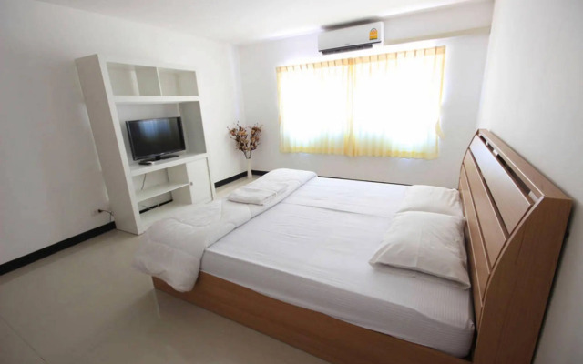 M Plus 2 Apartments