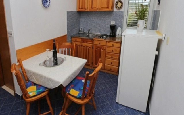 Mira - 10 m From Beach - A5