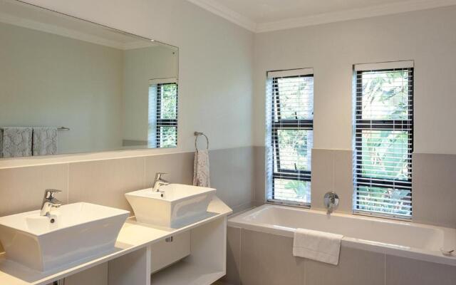 Super Tubes Guesthouse