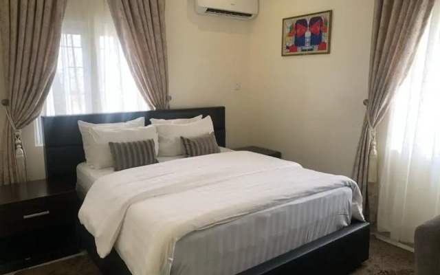 Tennys Place Apartments GARKI