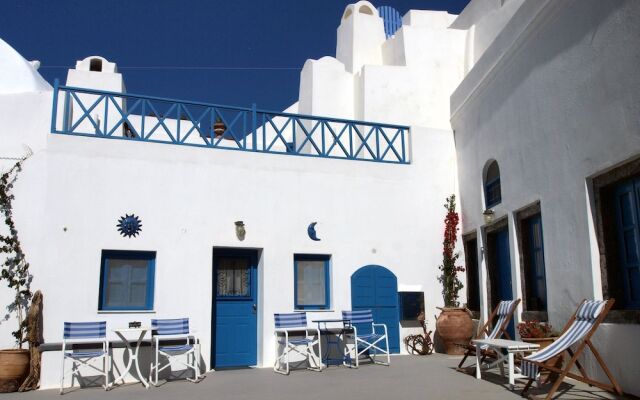 Santorini Caves