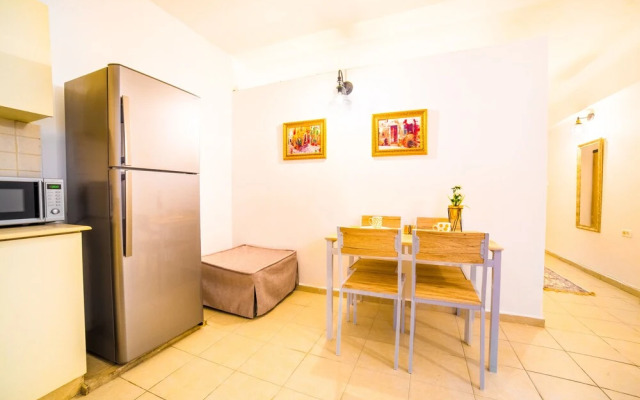 Premium suites on Beach Ben Yehuda 43