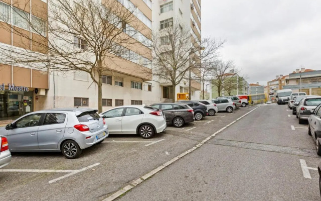 Spacious 3 Bedroom Apartment in Lisbon, Lisbon