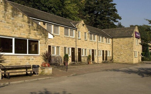 Premier Inn Halifax South