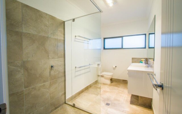 Sunrise at 1770 Holidays