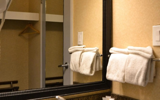 Amenida Residences Calgary
