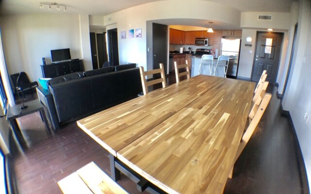 Private Condos by Ideal Experience