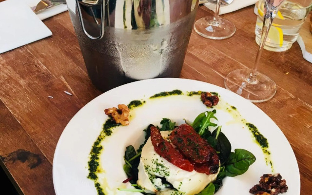 Morleys Bistro | By Huluki Sussex Stays
