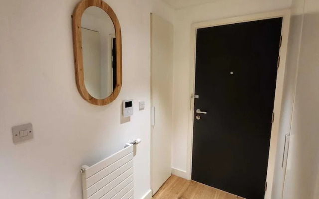 Kaf Luxury 1 Apartment in Canning Town London