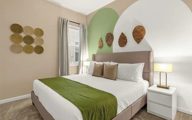 Upstay - Guest Home w Cinema Theme Rooms