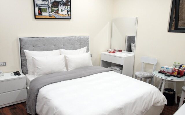 Glory Hotel My Dinh